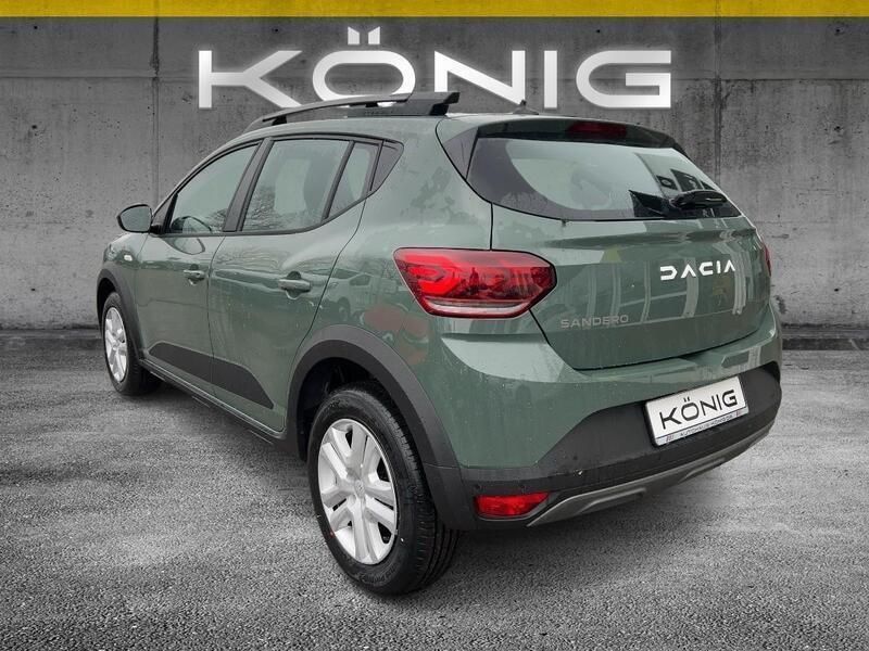 Gebraucht Dacia Sandero Expression 91 PS (66 kW) 2024 Grau Kleinwagen