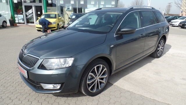 Gebraucht Skoda Octavia 150 PS (110 kW) 2015 Grau metallic Kombi
