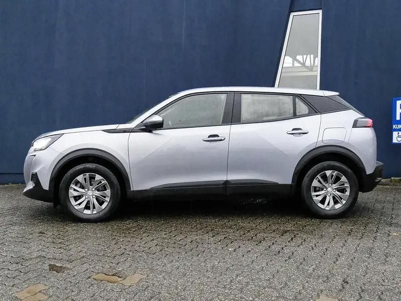 Gebraucht Peugeot e-2008 Active 100 kW (136 PS) 2020 Grau SUV