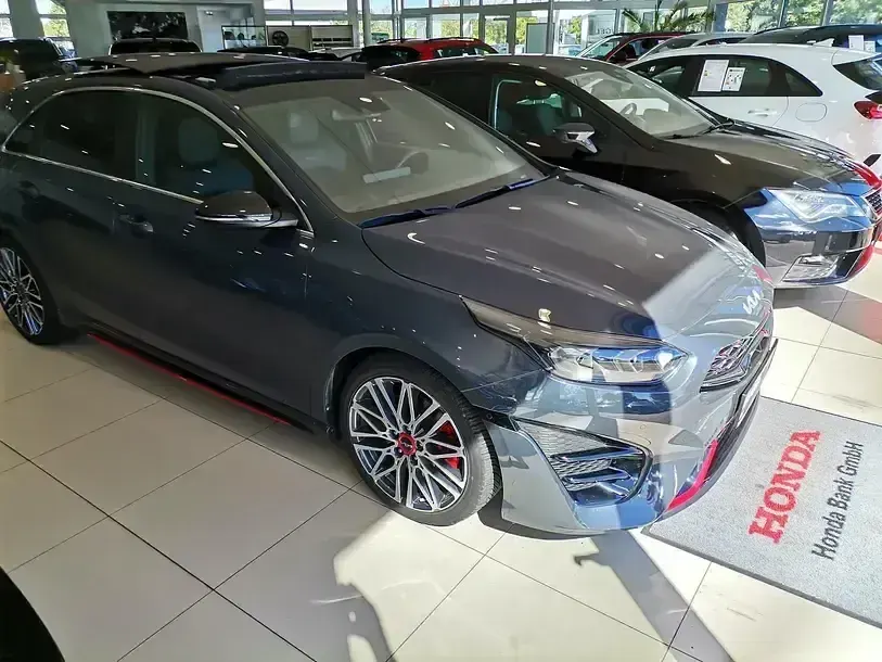 Gebraucht Kia Ceed GT Comfort 204 PS (150 kW) 2021 (h8g) pentametal met. Limousine
