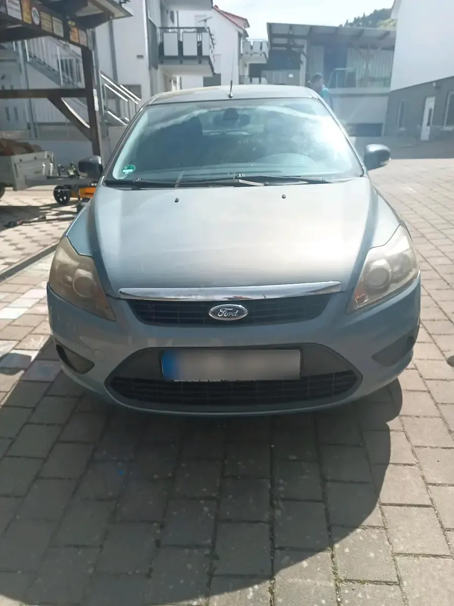 Gebraucht Ford Focus 125 PS (91 kW) 2009 Grau Kombi
