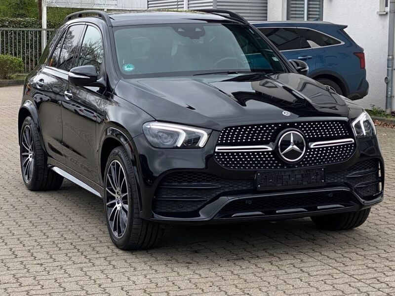 Schwarz Gebraucht 2023 Mercedes GLE400 AMG line SUV | 79.490 € (Etwas zu teuer) - Bild 1/4