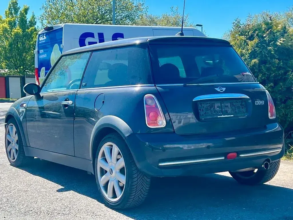 Usata Mini Cooper 116 CV (85 kW) 2006 Nero Utilitaria