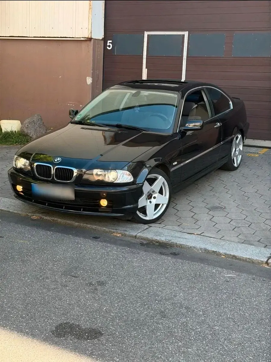 Gebraucht BMW 323 170 PS (125 kW) 2000 Schwarz Coupé