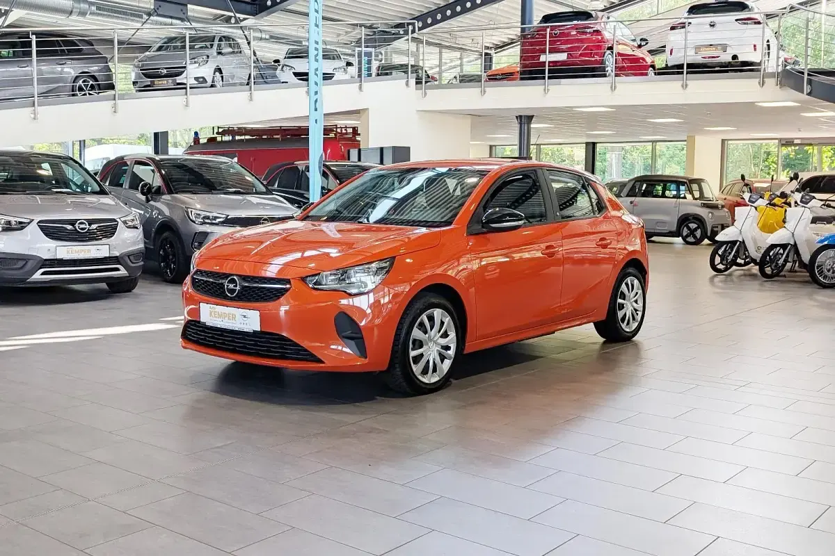 Gebraucht Opel Corsa-e Edition 100 kW (136 PS) 2022 Orange metallic Kleinwagen
