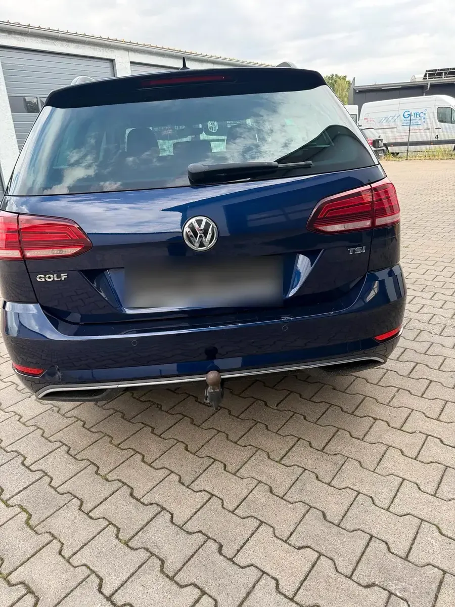 Gebraucht VW Golf VII R 110 PS (80 kW) 2018 Blau Kombi