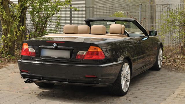 Gebraucht BMW 323 Cabriolet 170 PS (125 kW) 2000 Schwarz metallic Cabrio
