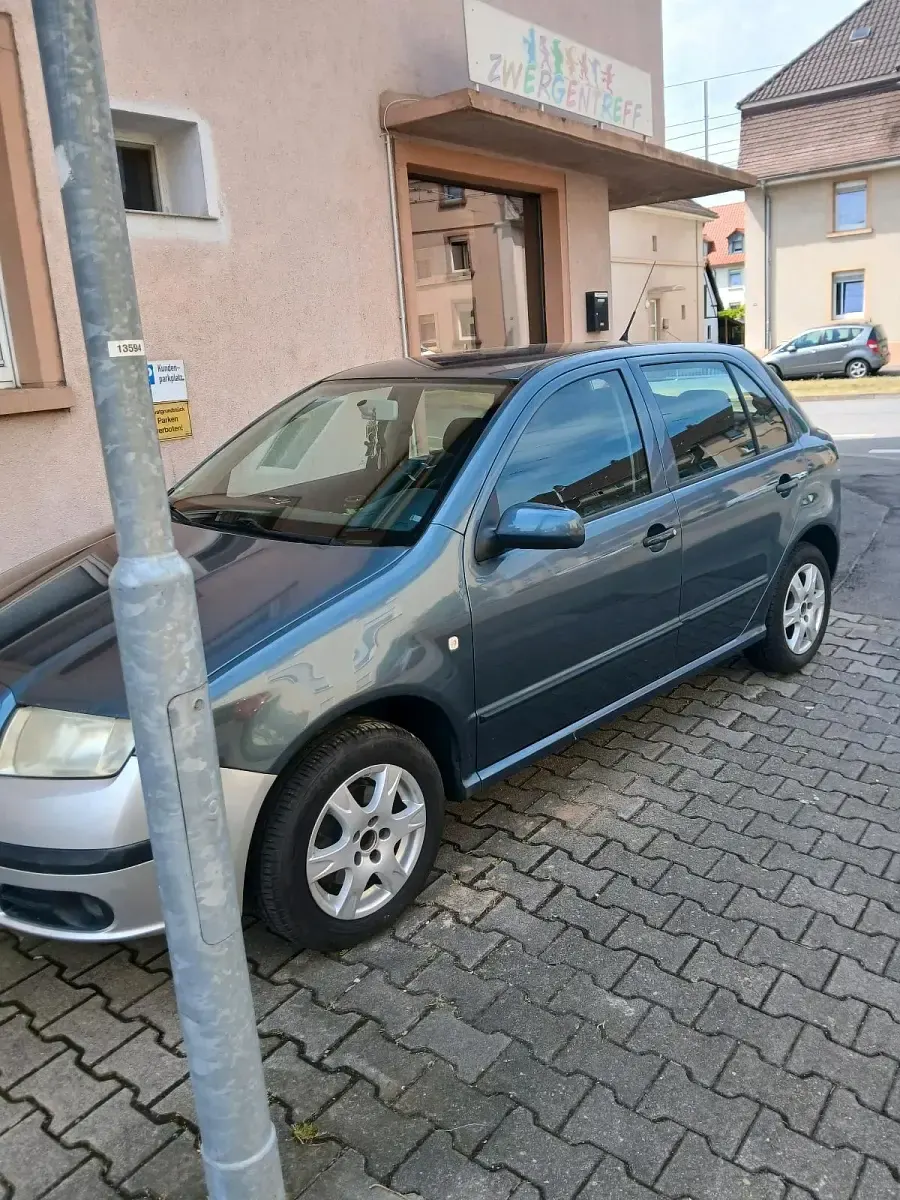 Gebraucht Skoda Fabia 75 PS (55 kW) 2004 Grau Kleinwagen
