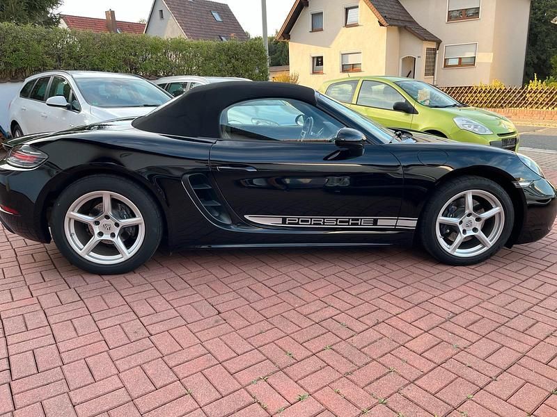 Begagnad Porsche 718 Boxster 300 HK (220 kW) 2017 Svart Cab