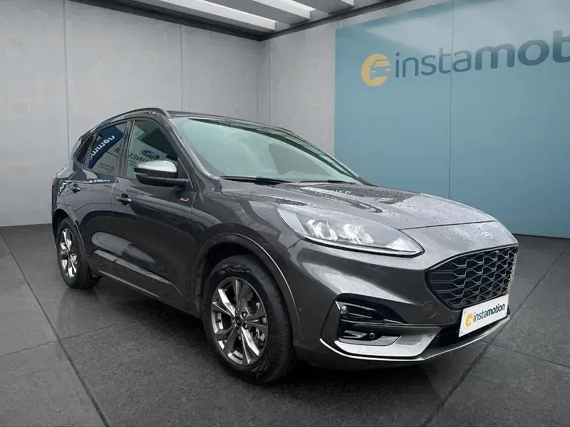 Gebraucht Ford Kuga ST-Line 224 PS (164 kW) 2021 Grau SUV