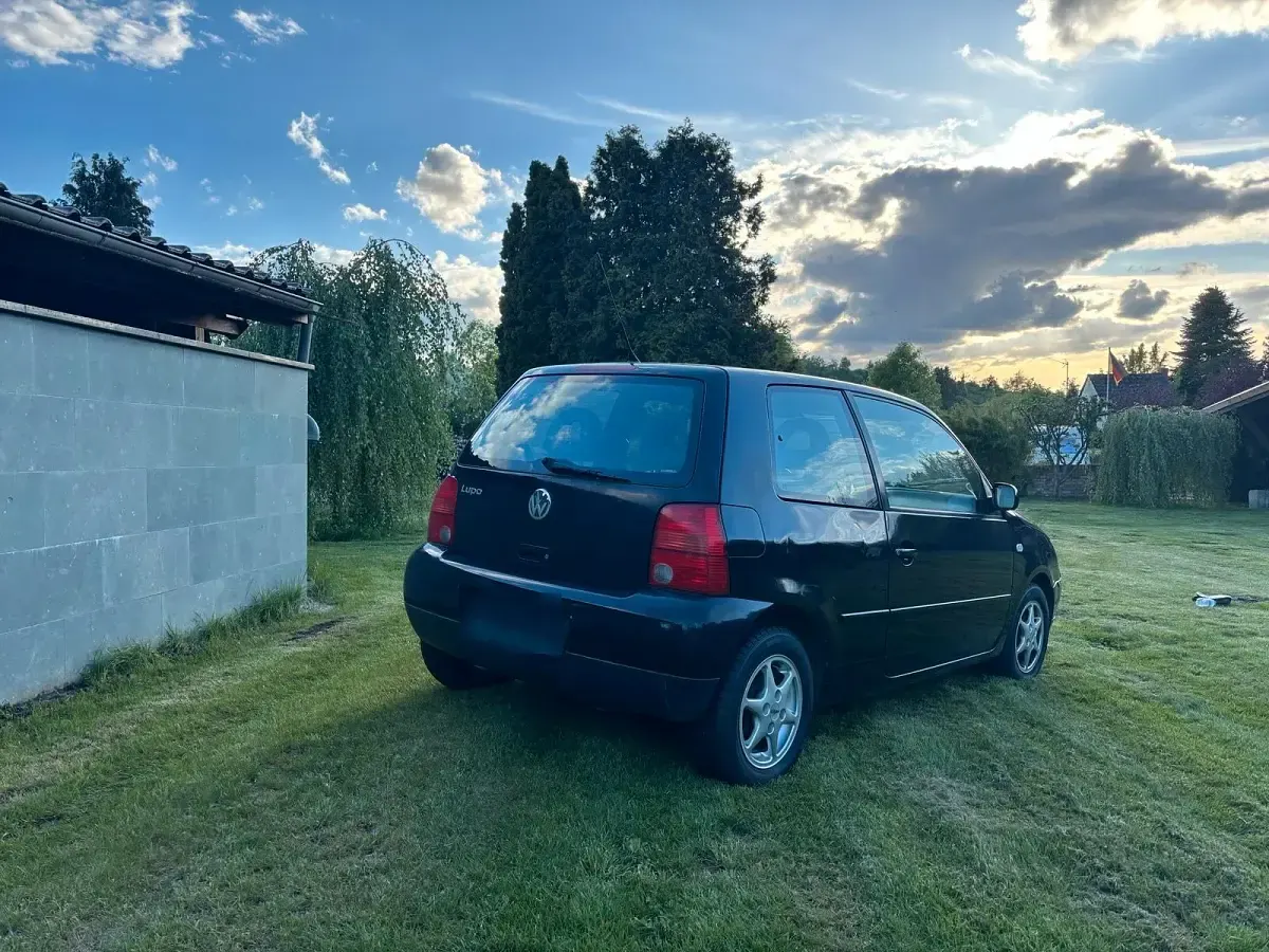 Gebraucht VW Lupo 50 PS (36 kW) 2000 Schwarz Kleinwagen