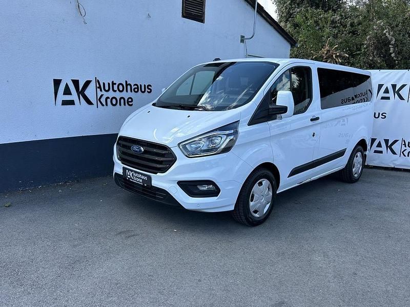 Weiß Gebraucht 2020 Ford Transit Custom Trend Van / Kleinbus | 19.280 € (Guter Preis) - Bild 1/4