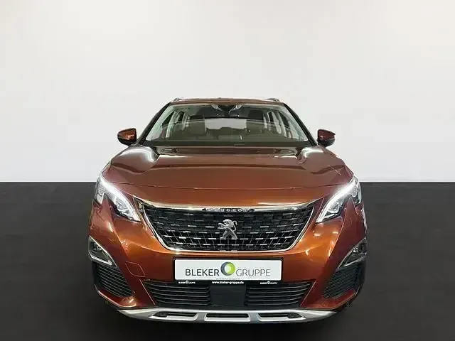 Gebraucht Peugeot 3008 Allure 131 PS (96 kW) 2021 Copperbraun (metallic) SUV