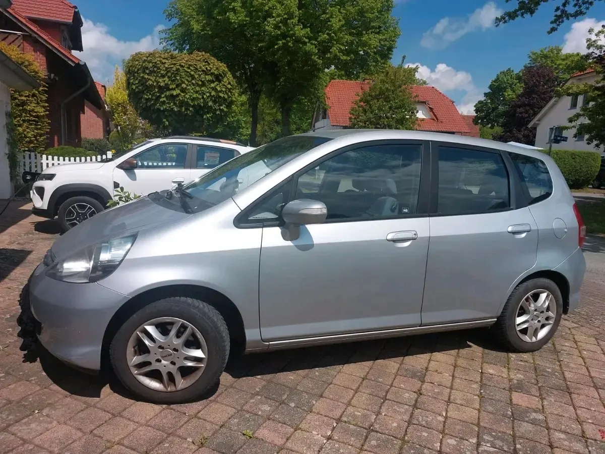 Gebraucht Honda Jazz LS 83 PS (61 kW) 2005 Silber Kleinwagen