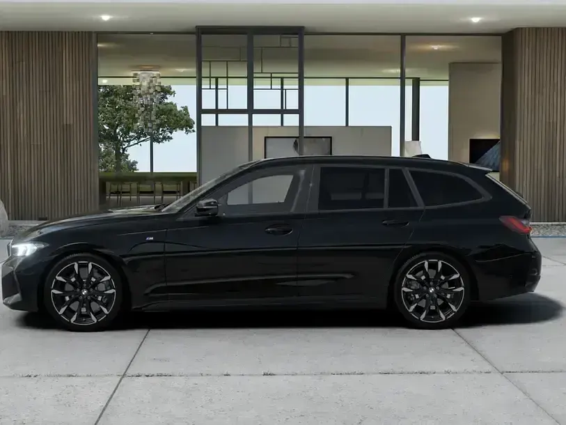 Gebraucht BMW 330 M Sport 286 PS (210 kW) 2025 Schwarz Limousine