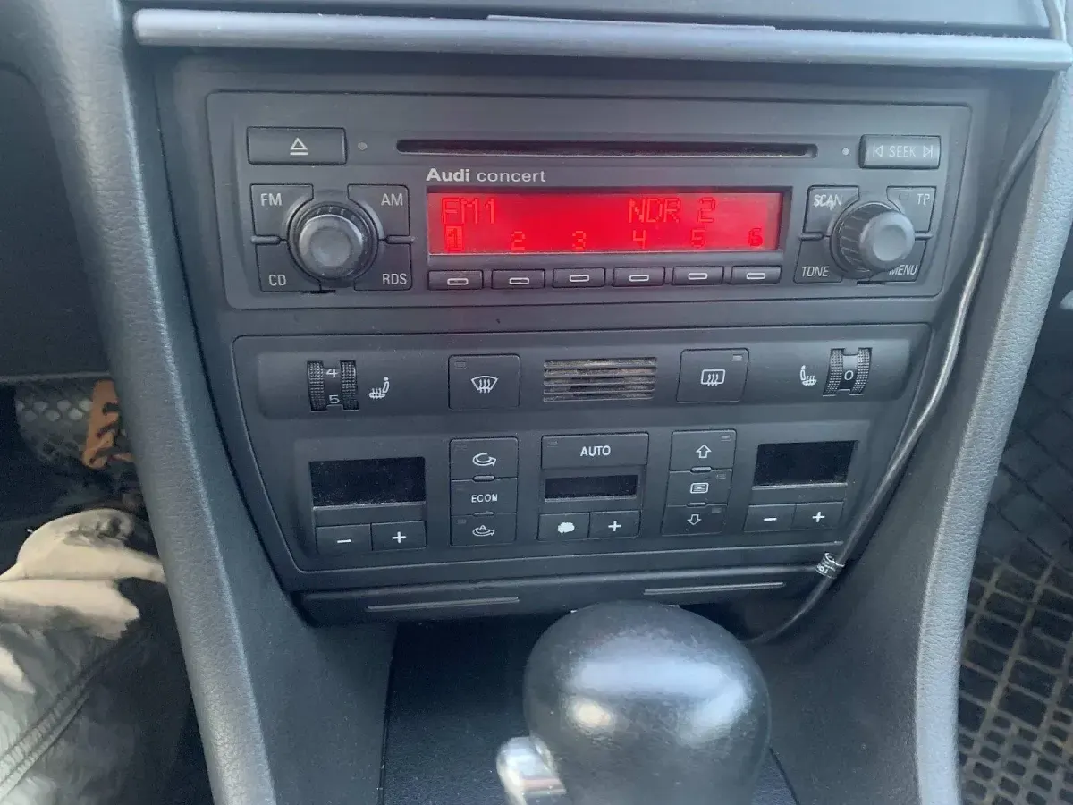 Gebraucht Audi A6 139 PS (102 kW) 2003 Beige Kombi