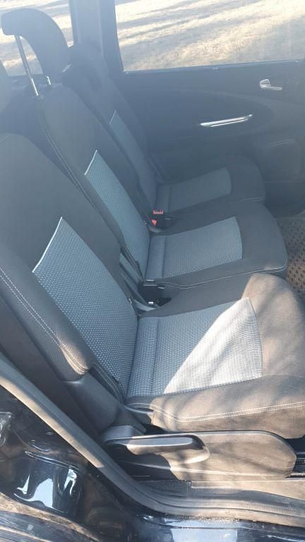 Gebraucht Ford Galaxy Champions Edition 140 PS (102 kW) 2011 Schwarz Van / Kleinbus