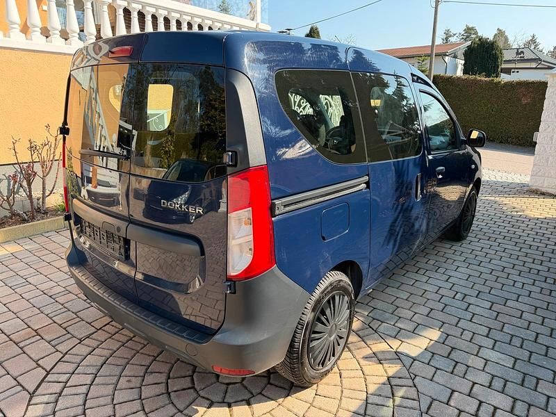 Gebraucht Dacia Dokker 102 PS (75 kW) 2018 Blau Van / Kleinbus