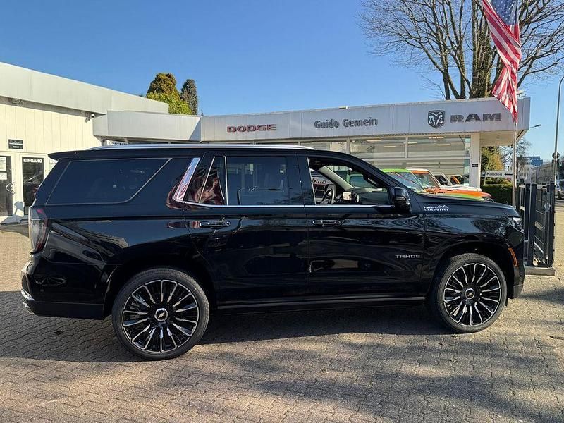 Neu Chevrolet Tahoe 426 PS (313 kW) 2026 Schwarz SUV