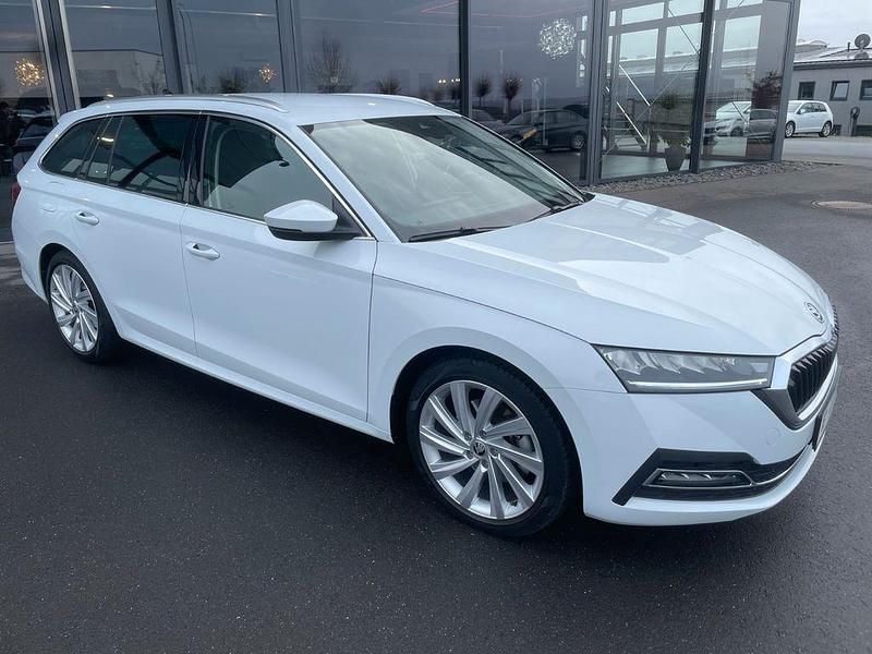 Gebraucht Skoda Octavia Style 180 PS (132 kW) 2023 Weiß Kombi