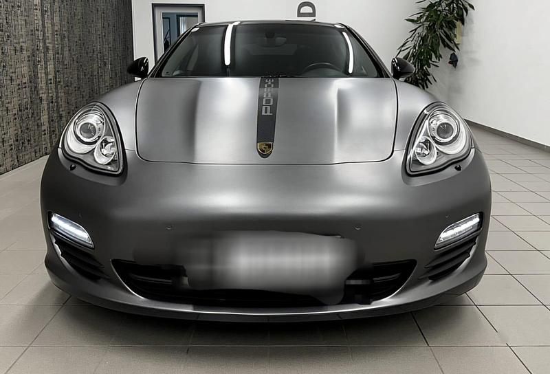 Gebraucht Porsche Panamera 250 PS (183 kW) 2012 Weiß Kleinwagen