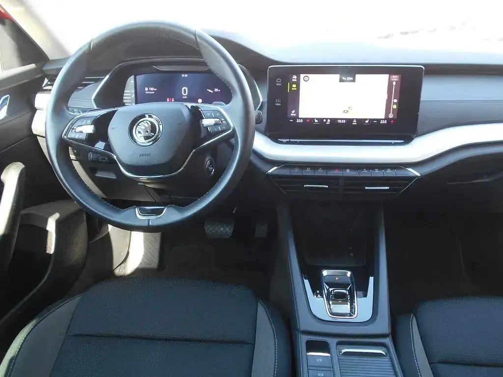 Gebraucht Skoda Octavia Ambition 150 PS (110 kW) 2023 Rot Limousine