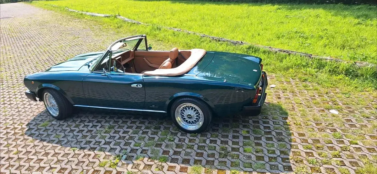 Gebraucht Fiat 124 105 PS (77 kW) 1984 Grün Cabrio