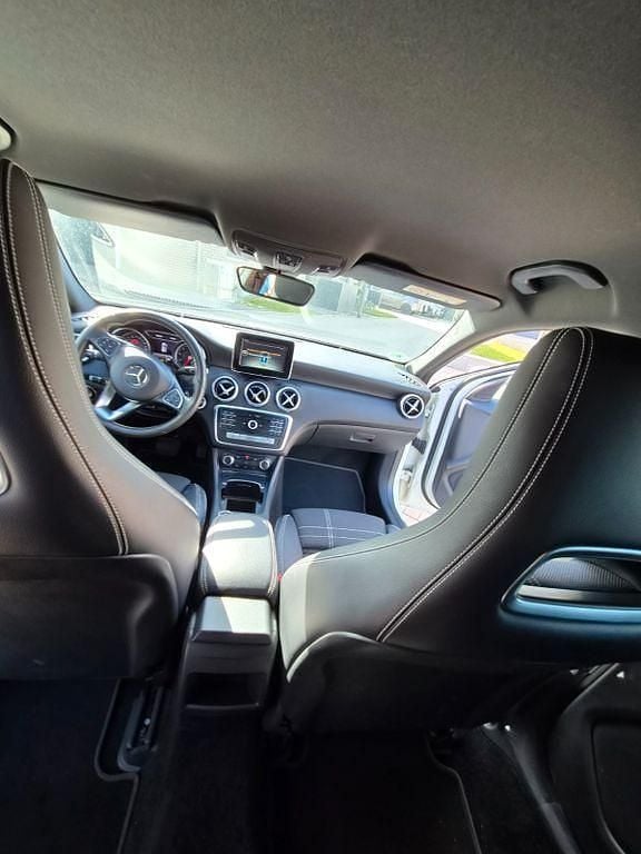 Gebraucht Mercedes A160 102 PS (75 kW) 2016 Weiß Limousine