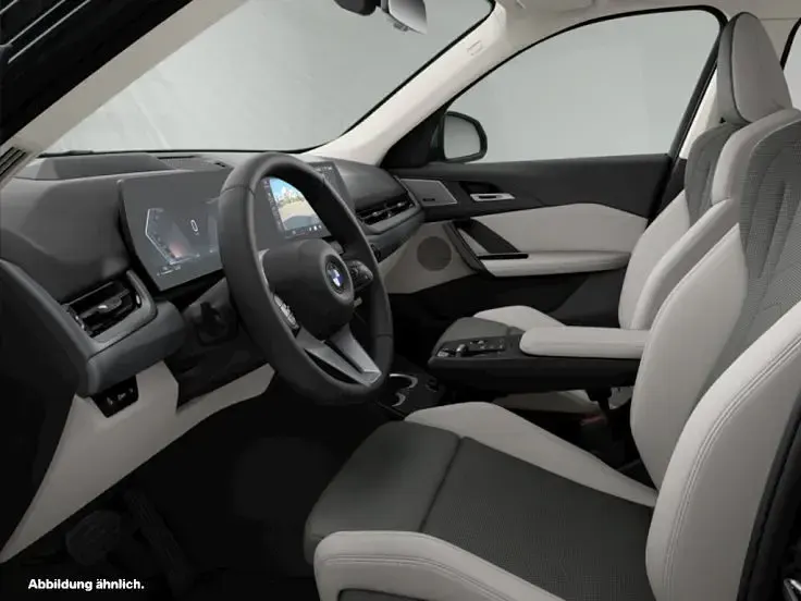 Gebraucht BMW X1 Sport Line 163 PS (119 kW) 2025 Cape york grün metallic SUV