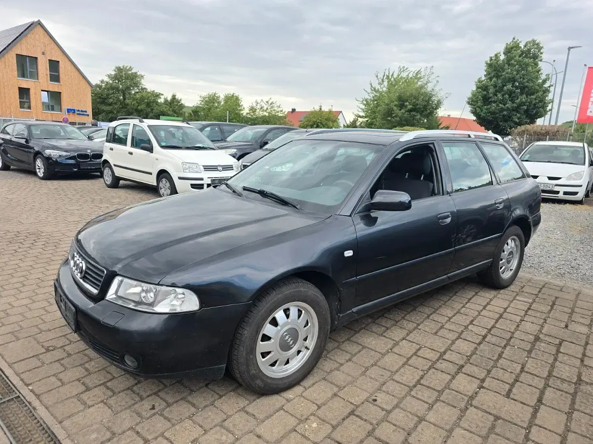 Gebraucht Audi A4 150 PS (110 kW) 2000 Grau Kombi