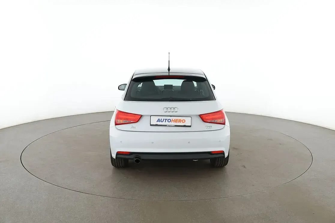 Gebraucht Audi A1 Sportback Sport 82 PS (60 kW) 2017 Weiß Kleinwagen