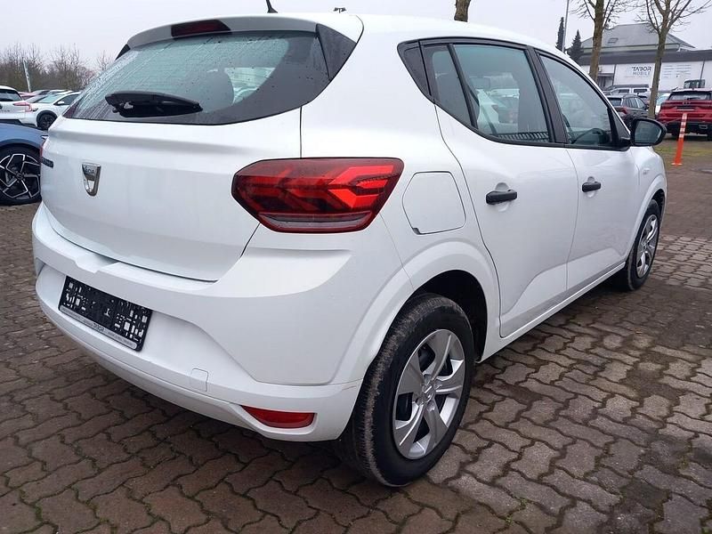Gebraucht Dacia Sandero Essentiel 91 PS (66 kW) 2022 Weiss Kleinwagen