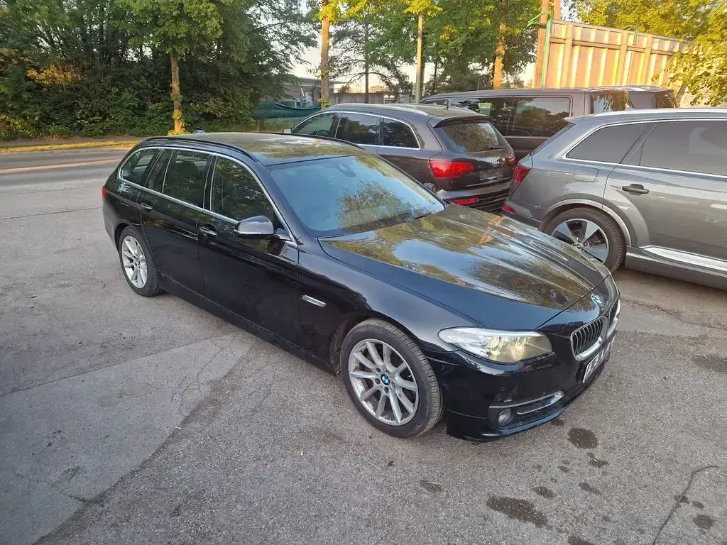 Gebraucht BMW 530 Performance 258 PS (189 kW) 2016 Schwarz Kombi