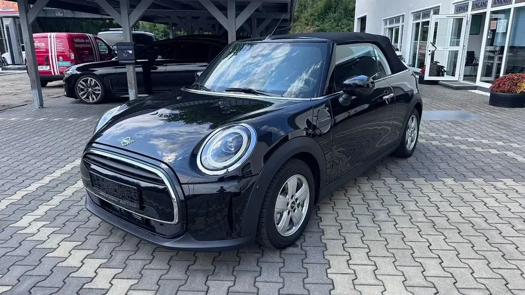Gebraucht Mini Cooper Cabriolet Essential 136 PS (100 kW) 2022 Schwarz Cabrio