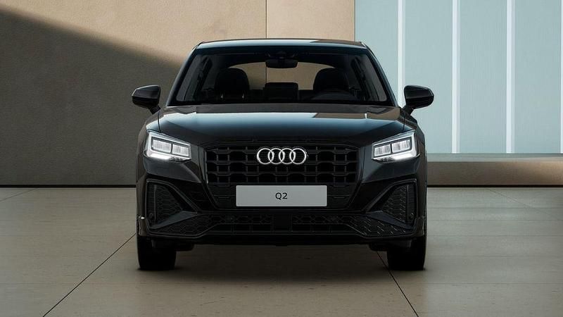 Gebraucht Audi Q2 S-Line 150 PS (110 kW) 2025 Schwarz SUV