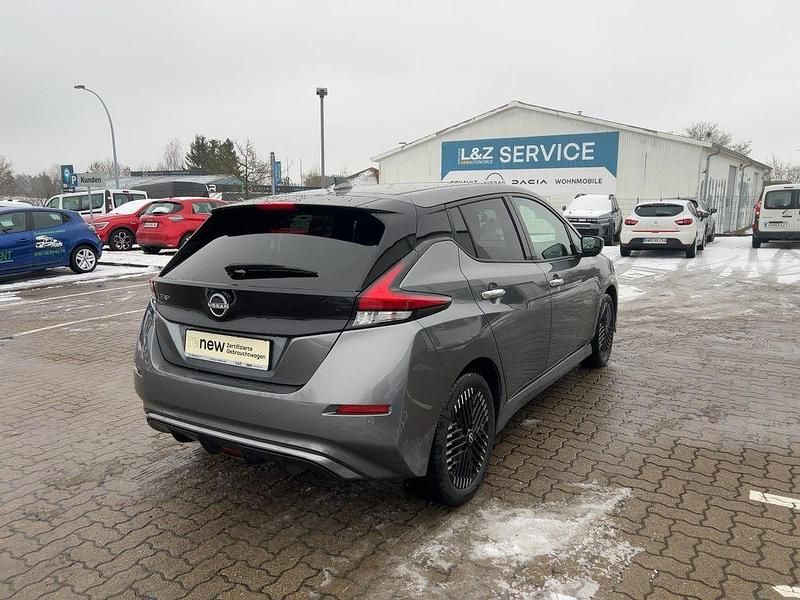 Gebraucht Nissan Leaf N-Connecta 110 kW (150 PS) 2023 Gun metallic (m) Kleinwagen