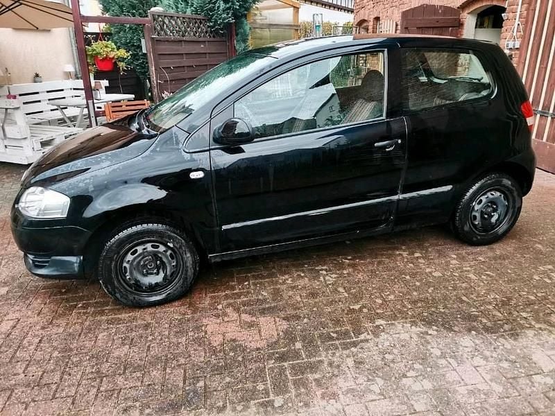 Usado VW Fox 52 HP (38 kW) 2006 Preto Citadino