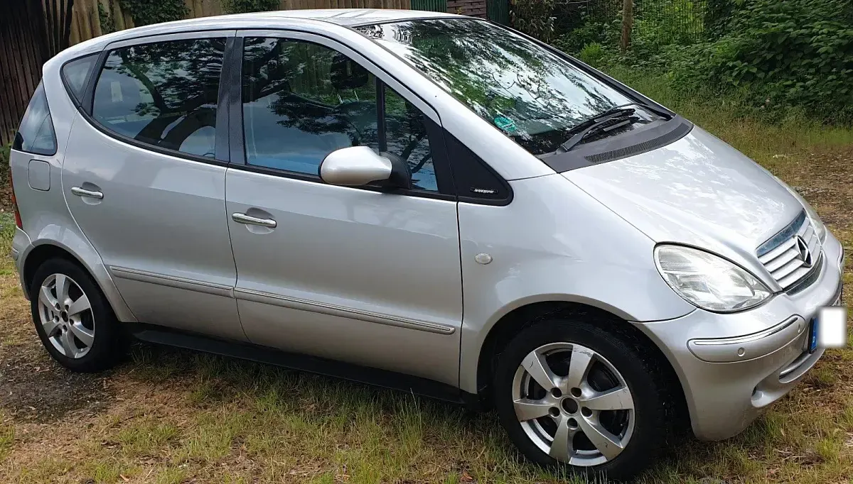 Gebraucht Mercedes A160 Avantgarde 101 PS (74 kW) 2002 Silber Kleinwagen