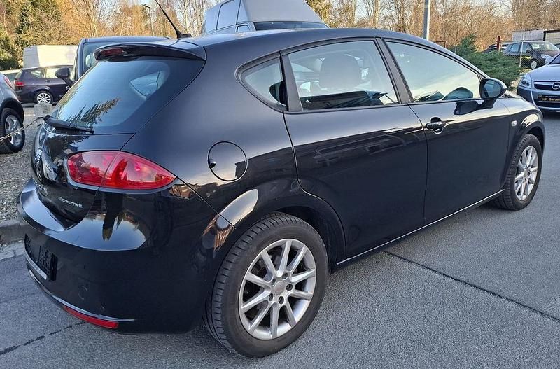 Second-hand Seat Leon Copa 105 CP (77 kW) 2011 Negru Hatchback