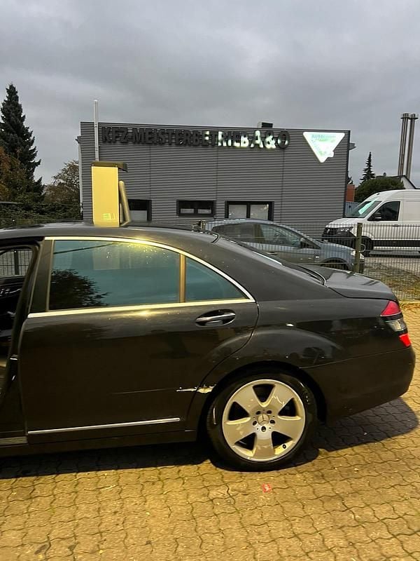 Gebraucht Mercedes S420 320 PS (235 kW) 2009 Schwarz Limousine