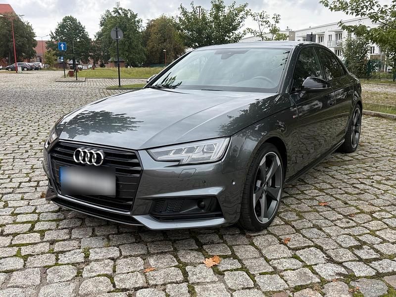 Andere farben Gebraucht 2017 Audi A4 Ambiente Limousine | 26.900 € (Teuer) - Bild 1/4