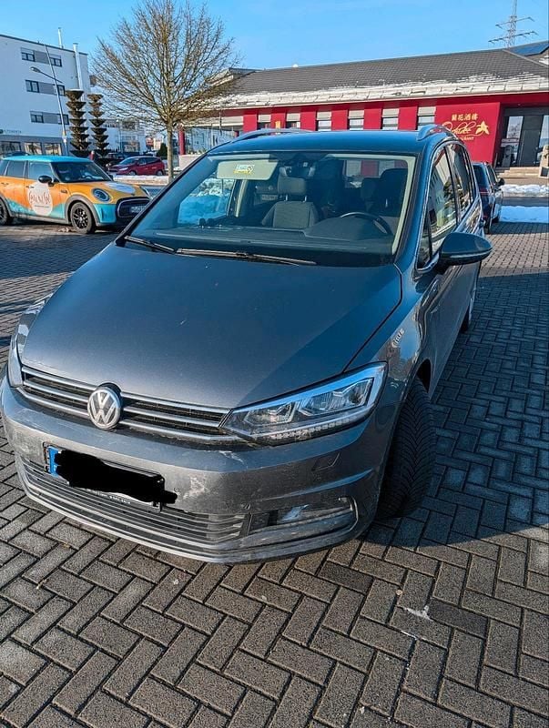Gebraucht VW Touran 150 PS (110 kW) 2017 Grau Van / Kleinbus