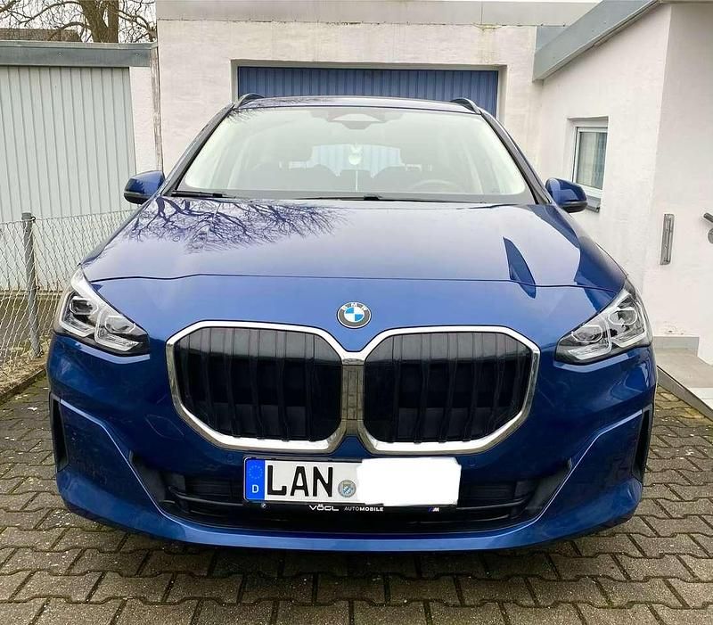 Gebraucht BMW 218 136 PS (100 kW) 2022 Blau Van / Kleinbus