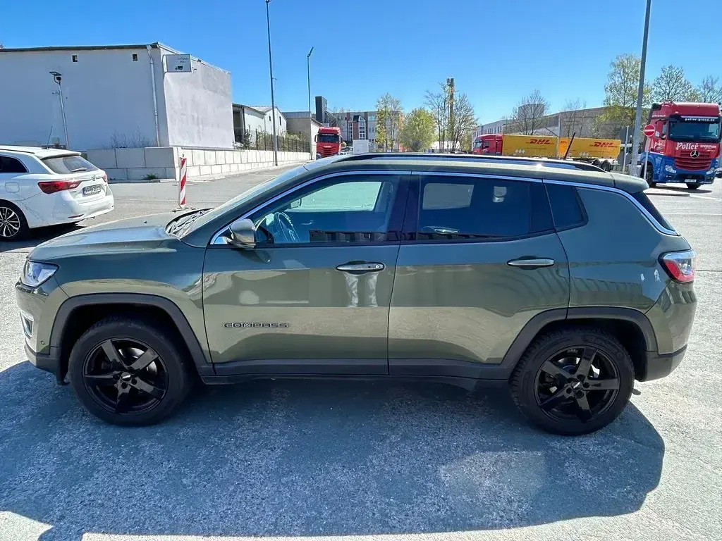 Usata Jeep Compass 140 CV (102 kW) 2020 Verde SUV