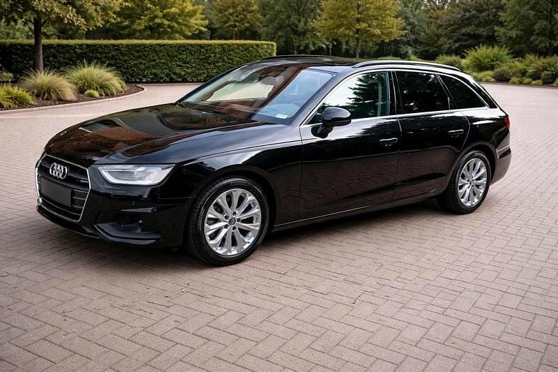 Gebraucht Audi A4 136 PS (100 kW) 2020 Schwarz Kombi