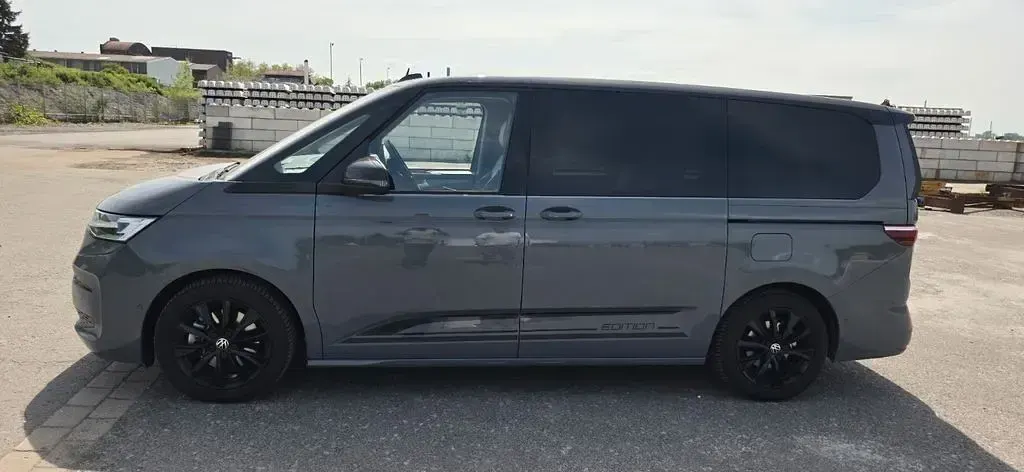 Używany VW T7 Edition 150 KM (110 kW) 2024 Szary Van
