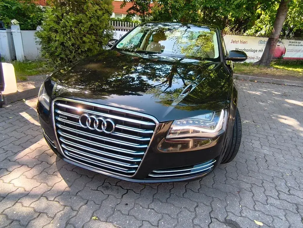 Gebraucht Audi A8 Sport 371 PS (272 kW) 2011 Schwarz Limousine