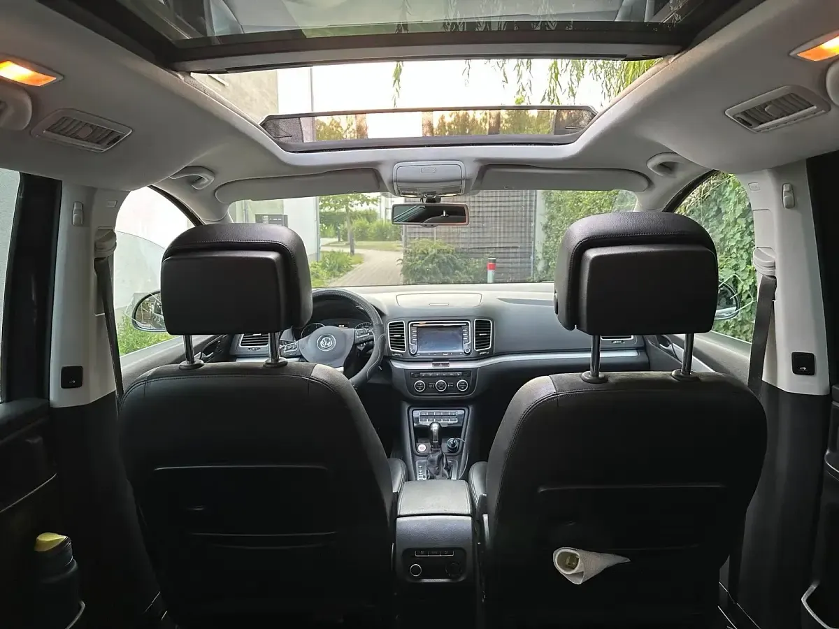 Gebraucht VW Sharan 177 PS (130 kW) 2012 Schwarz Van / Kleinbus