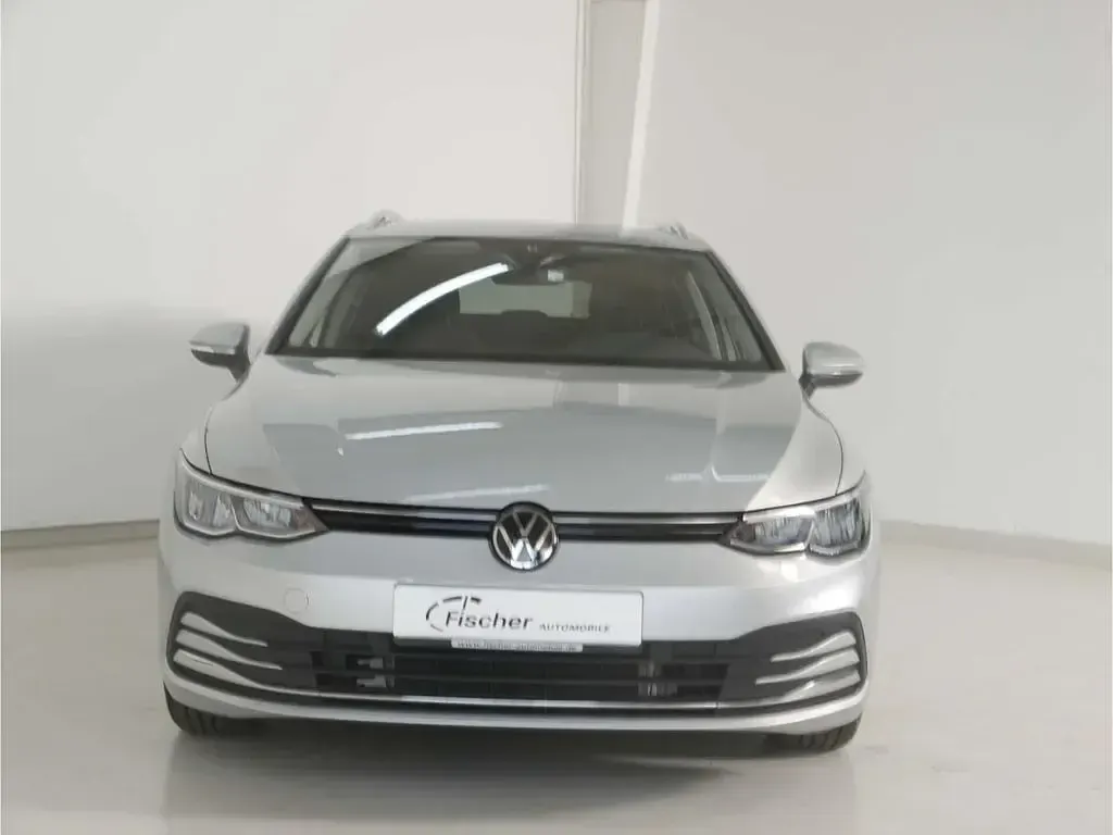 Gebraucht VW Golf VIII Move 150 PS (110 kW) 2024 Silber Kombi