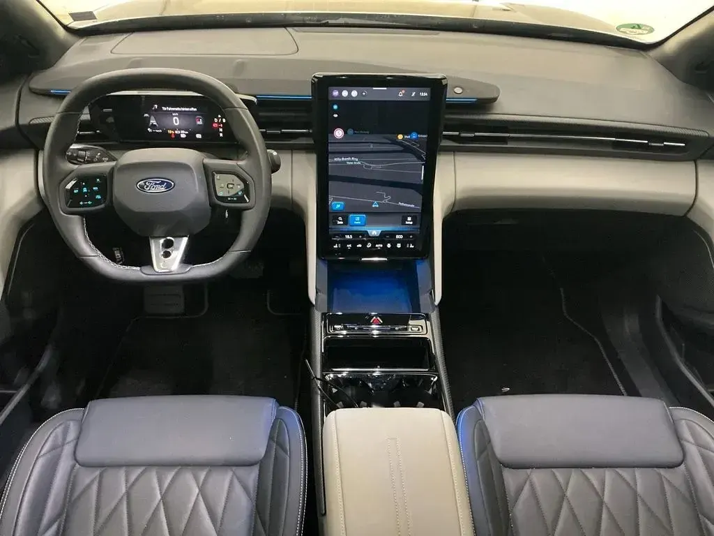 Usado Ford Capri Premium 210 kW (286 CV) 2025 Negro SUV